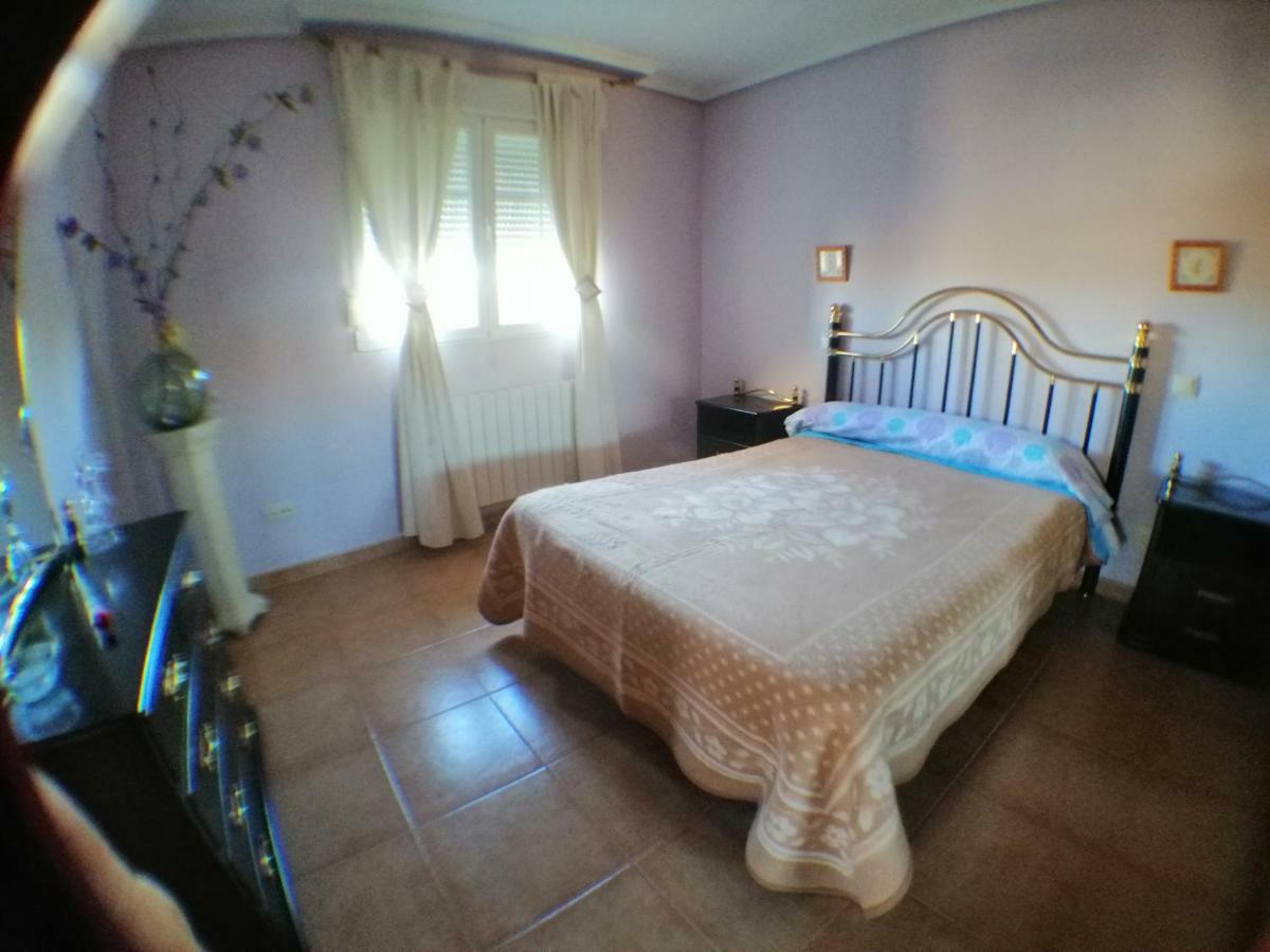 Сasa de vacaciones Chalet A 2.5km Del *